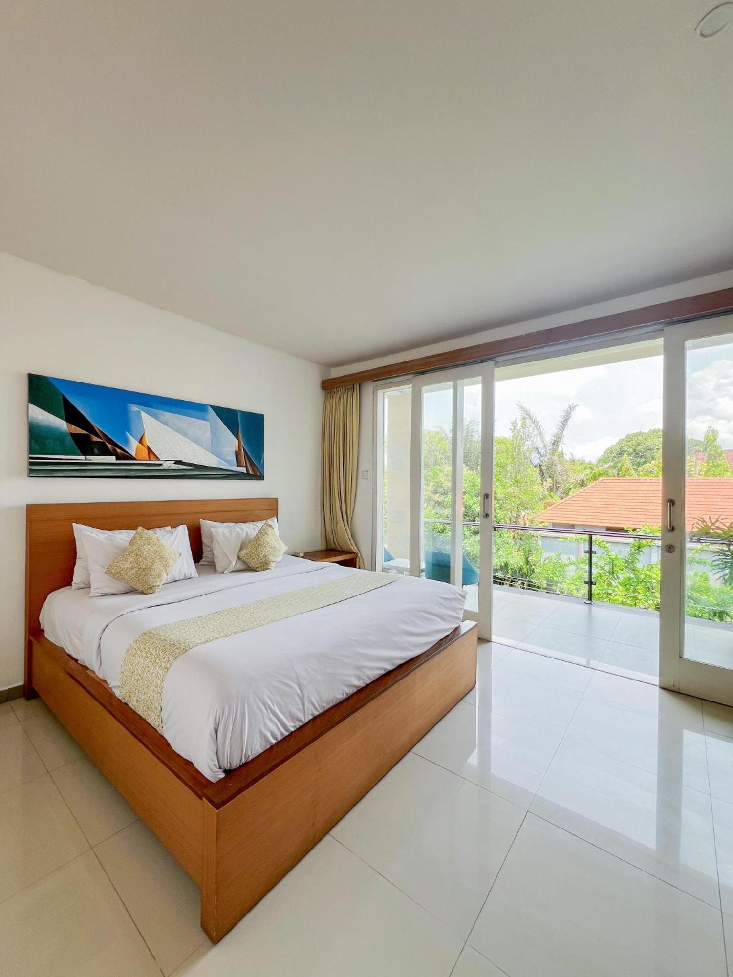 Apple Suite Kerobokan Exterior foto